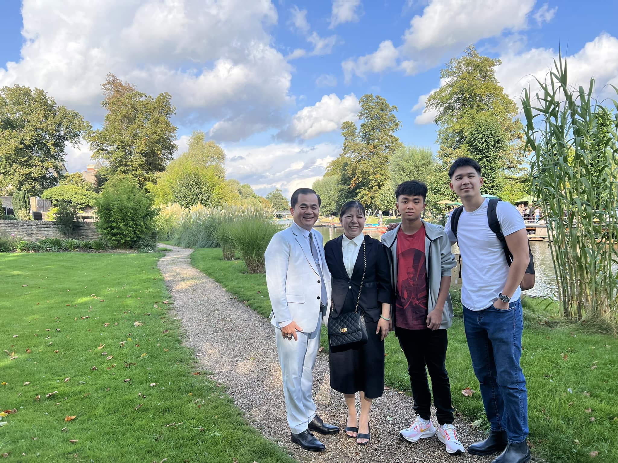 Đại học Cambridge  05:05am of 31 Aug 23