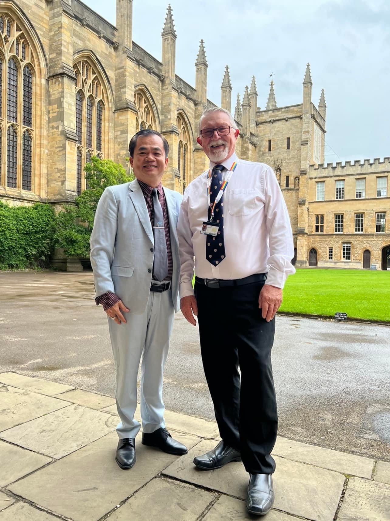 Đại học UCL (University College London) 05:05am of 05 Sept 23