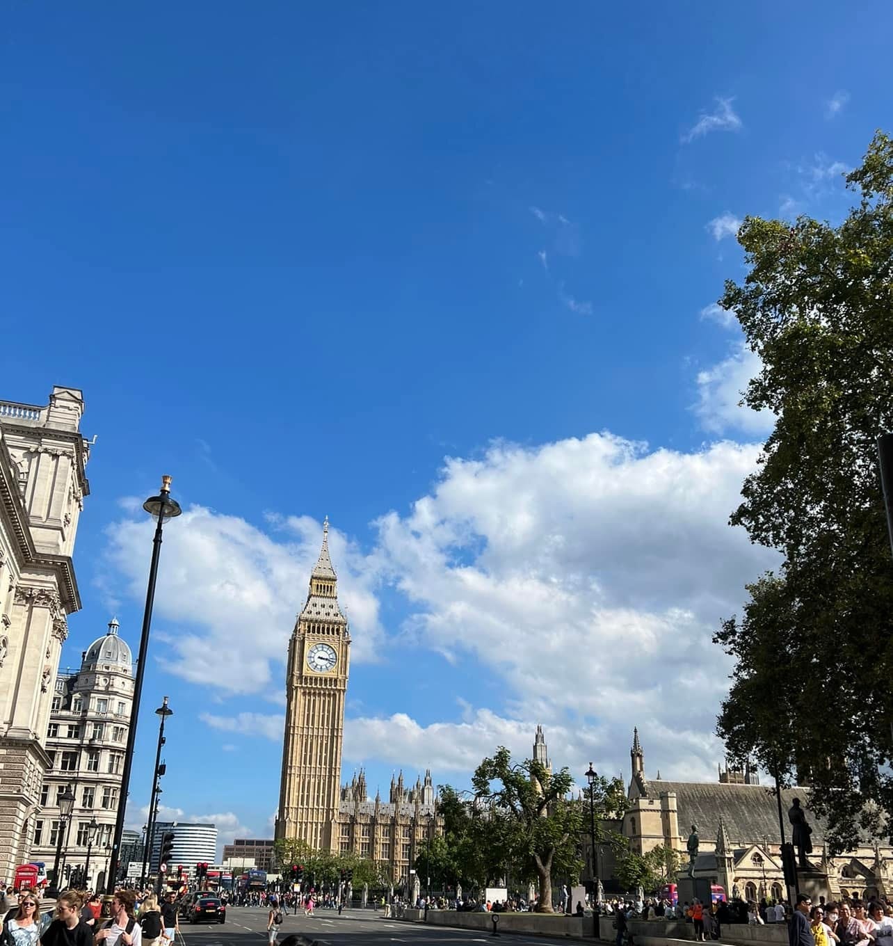 Anh Quốc 06:06am of 06.9.23