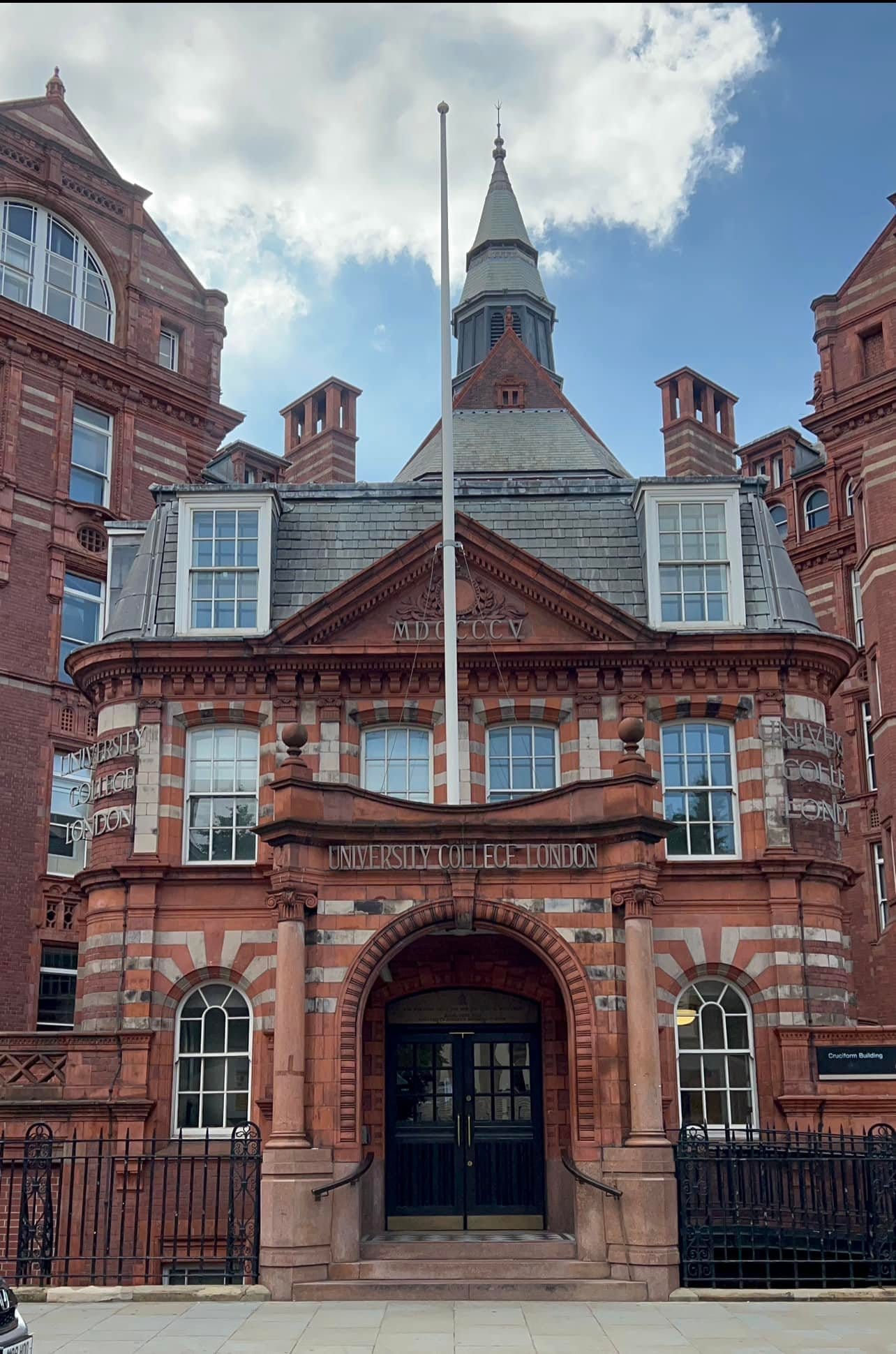 Đại học UCL (University College London) 05:05am of 05 Sept 23