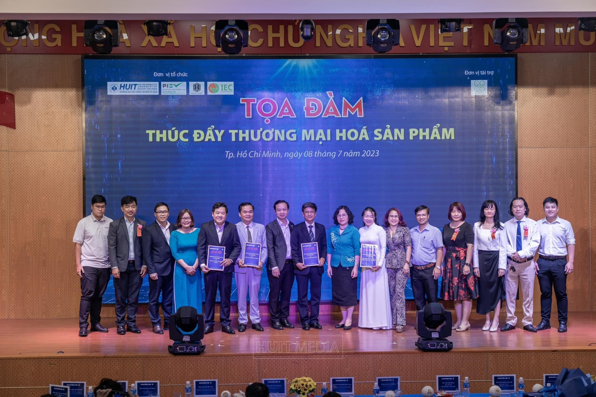 Ngày hội Khởi nghiệp đổi mới sáng tạo quốc gia - TECHFEST VIETNAM (Technology Festival)