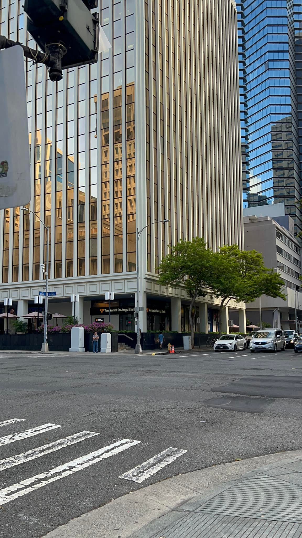 Honolulu, Hawaii 06:00pm of 06 Oct 23