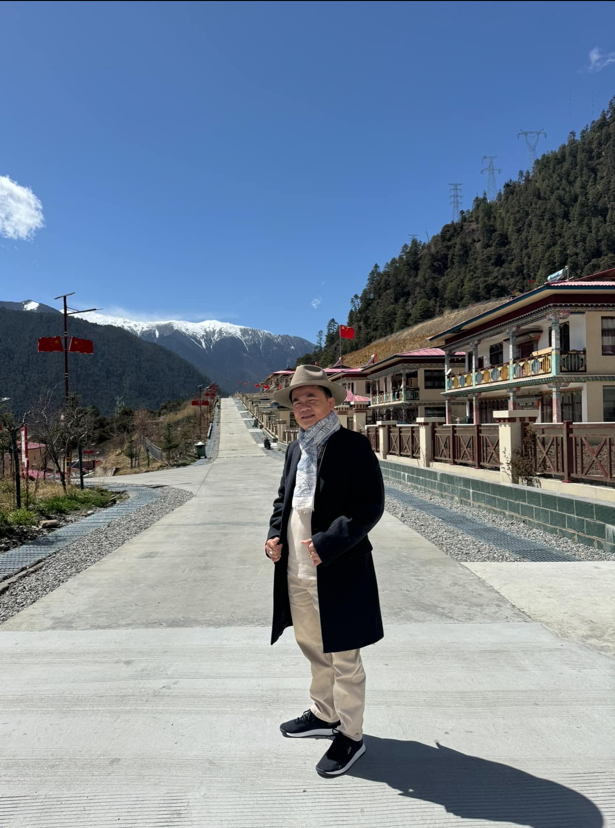 Tây Tạng, 10:00am of 05 April 24