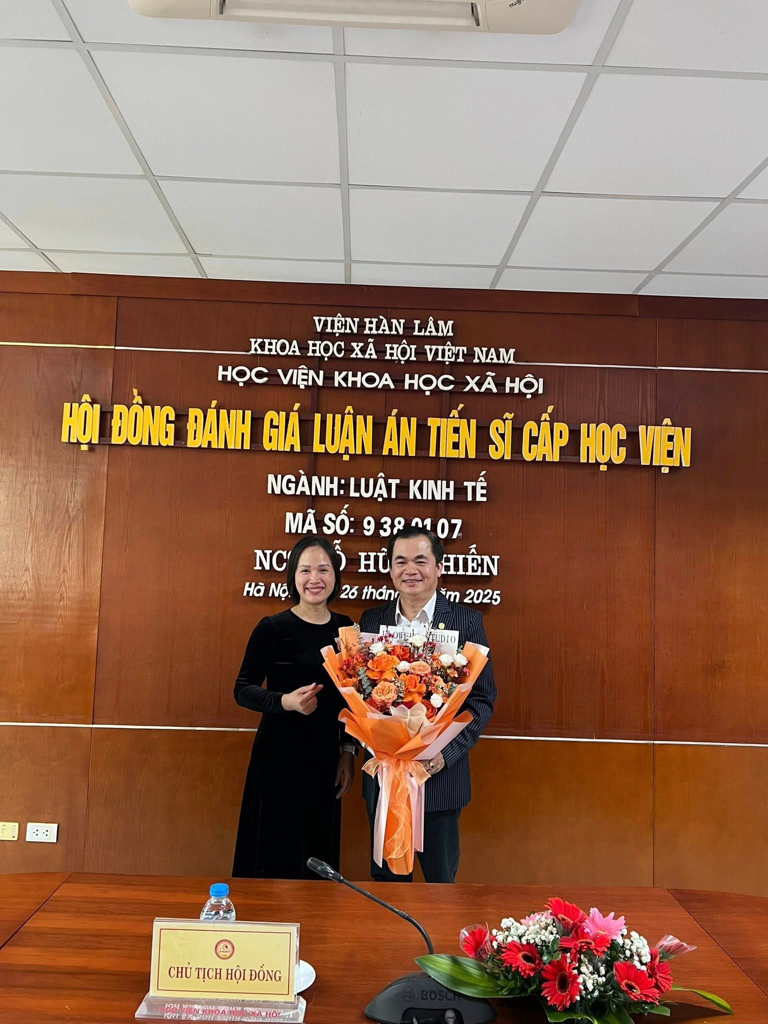 Nghiên cứu của Martin theo công thức tác quyền Tam Đầu Chế của MKA